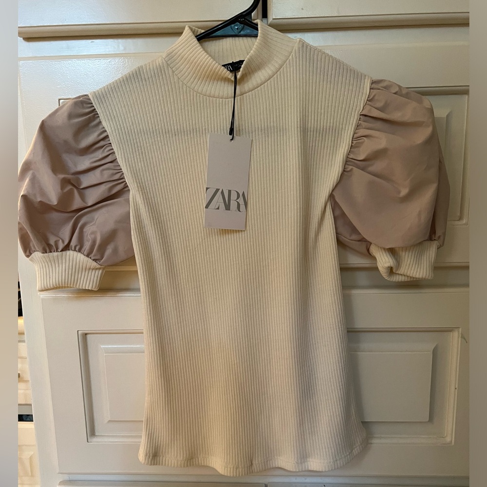 NWT Zara Ribbed Mock Neck Top Beige Taupe Taffeta Puff Sleeves Small